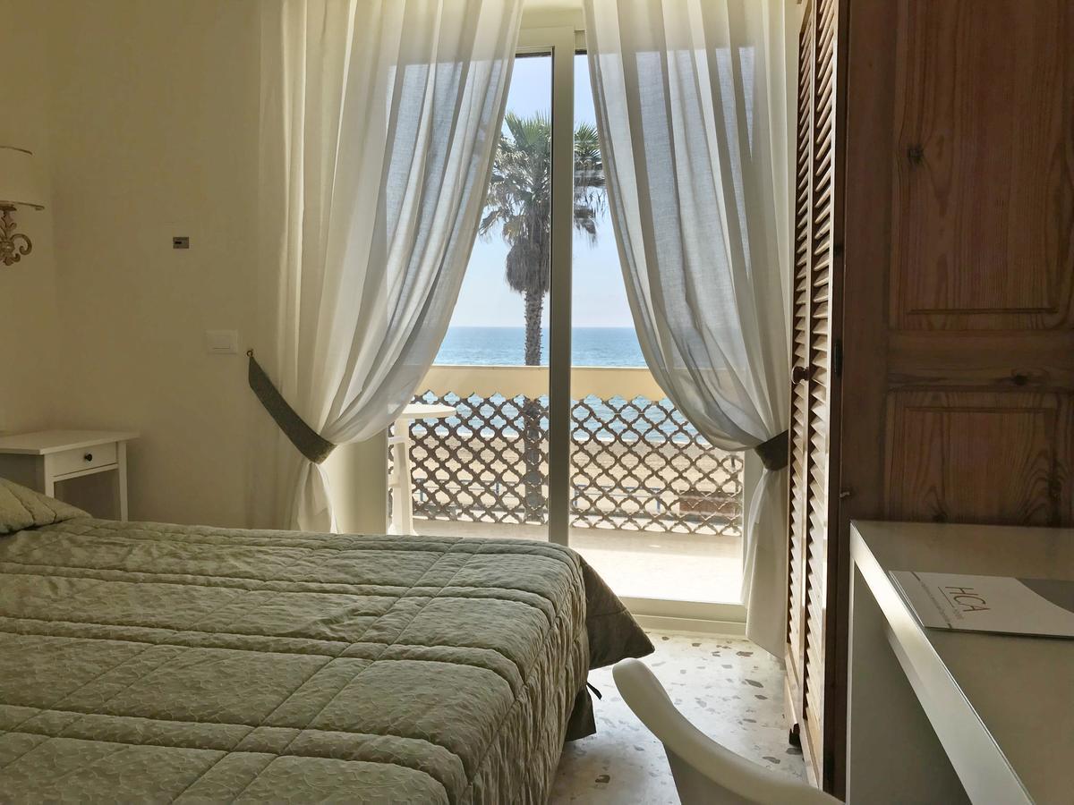 Villa Del Sole Terracina Exterior foto