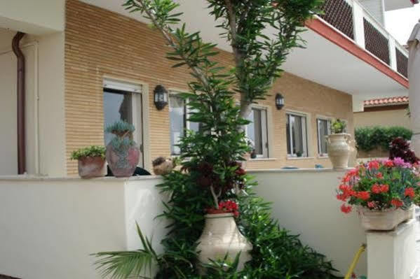 Villa Del Sole Terracina Exterior foto